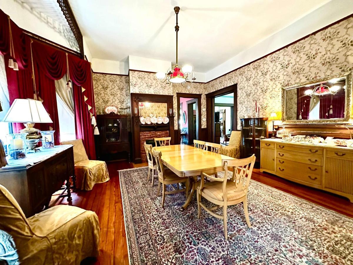 The Kate Shepard House Aparthotel Мобил Екстериор снимка
